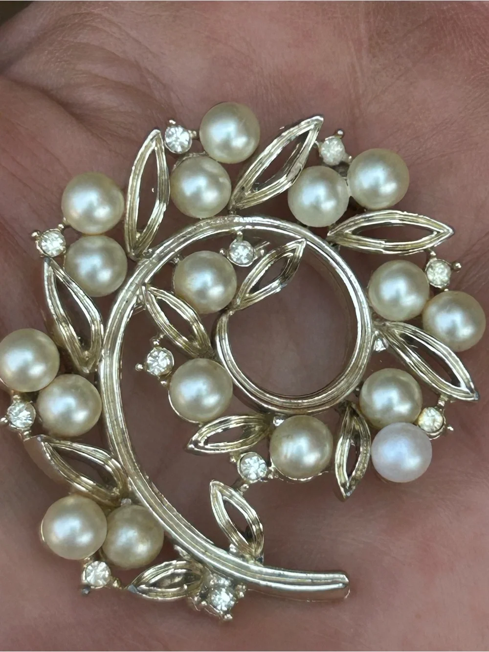 Lisner Pearl and Crystal Spiral Brooch - Silver-Tone White Pearls